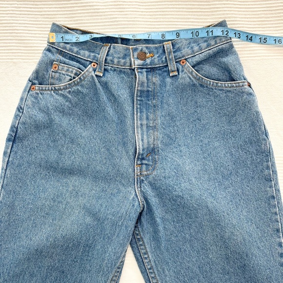 Vintage Levi’s Orange Tab Jeans - Picture 7 of 14